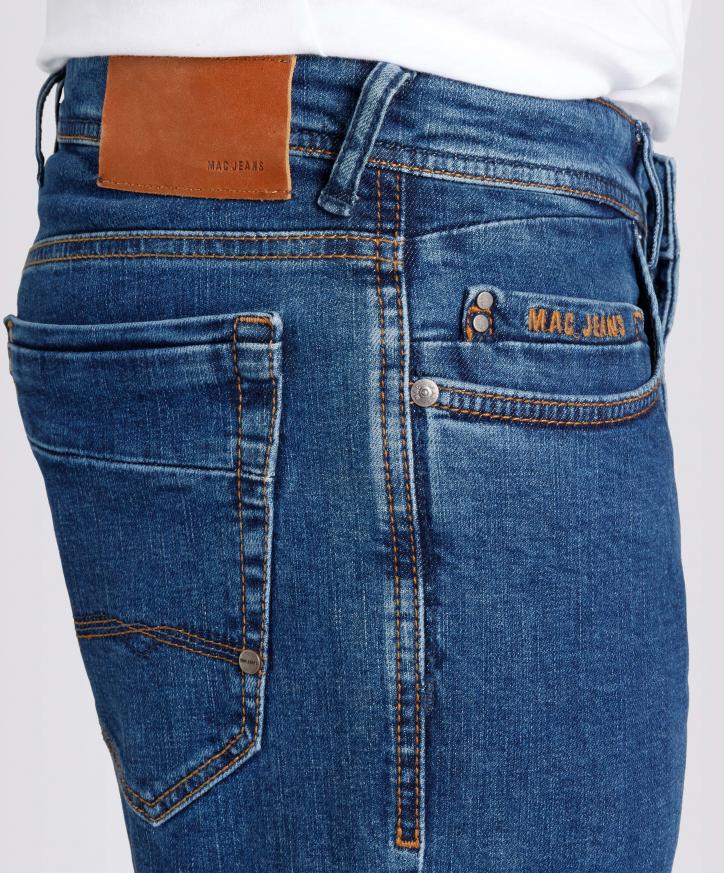 Dark stonewash detalj