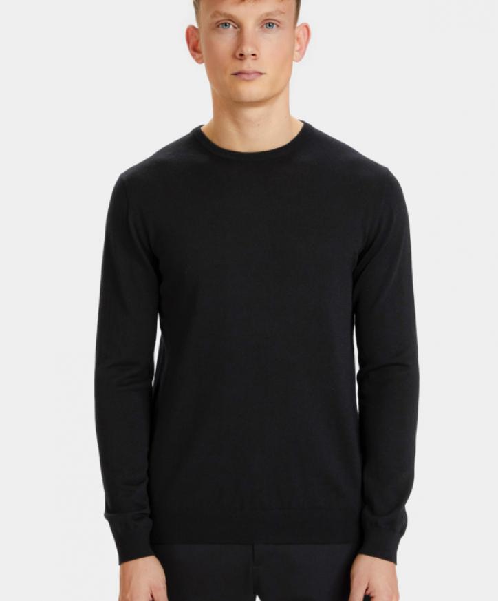 Merinoull pullover i svart 99,95€