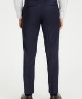 Kostymbyxa i mörkblått baksida 119,95€